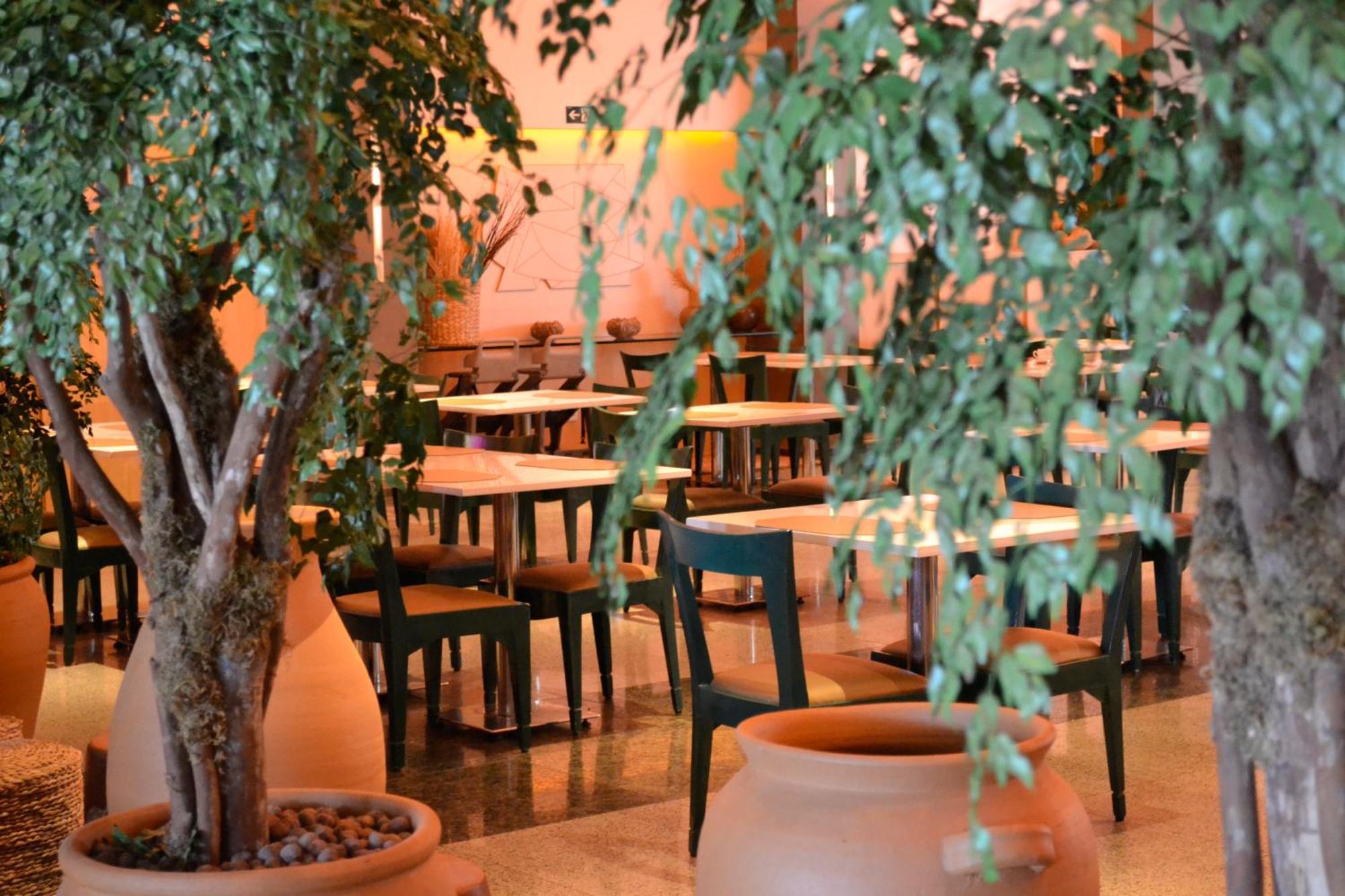 Seara Praia Hotel Fortaleza  Exteriér fotografie The interior of the restaurant