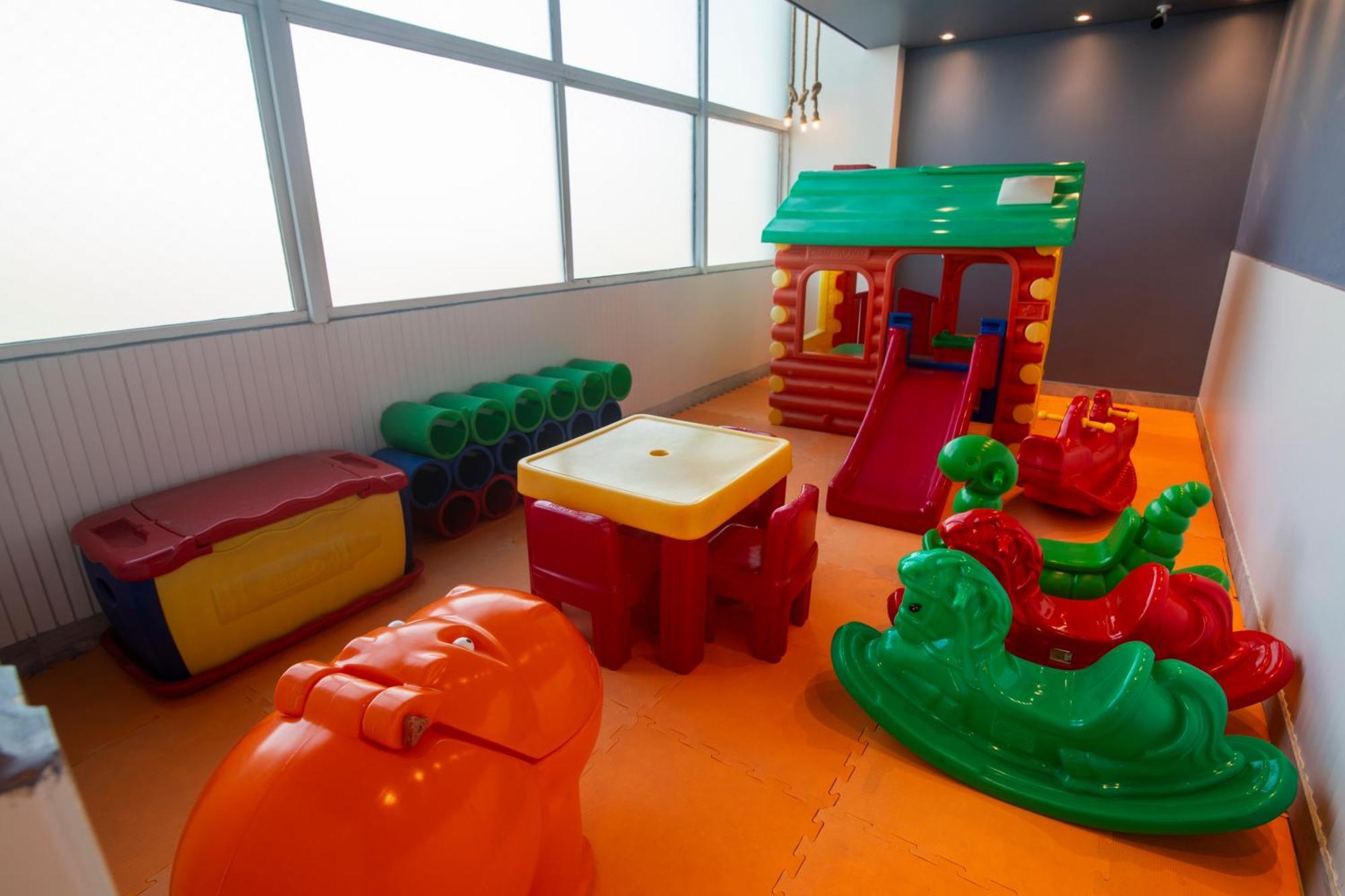 Seara Praia Hotel Fortaleza  Exteriér fotografie A playroom at a hospital in Japan
